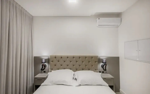 MHFA Studios em Prédio Luxuoso Vista Mar