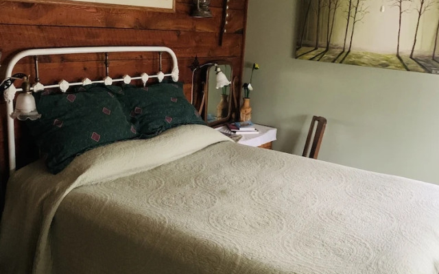 Just An Experience Bed and Breakfast