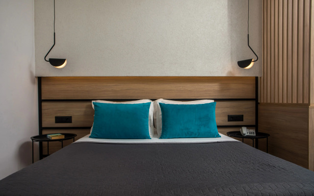 Zoes Hotel