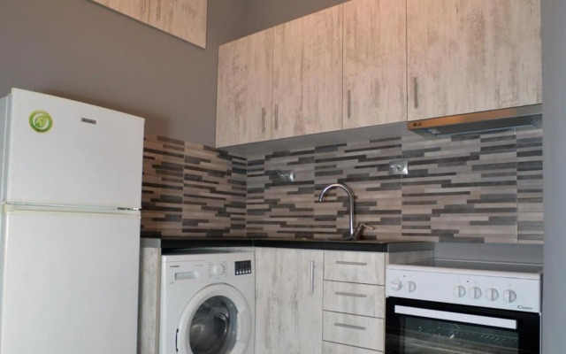 luxury apartment st Demetrios downtown