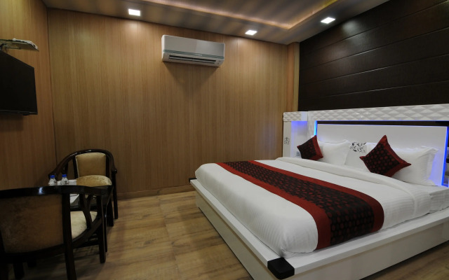 Flyover Inn By OYO Rooms