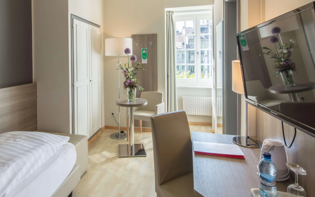 Hotel De La Rose – Guest Rooms – Fribourg