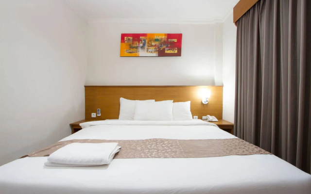 Hotel Ratna