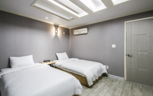 Rapport Hotel Sacheon