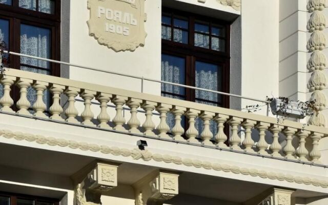 Royal Hotel