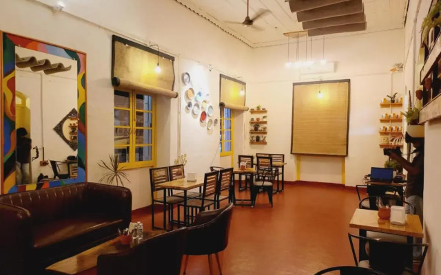 Jambul Cafe & Stay