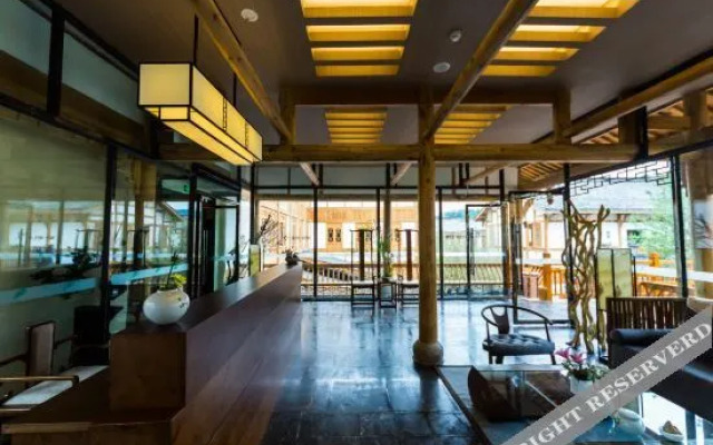 The Jade House · Hongjin