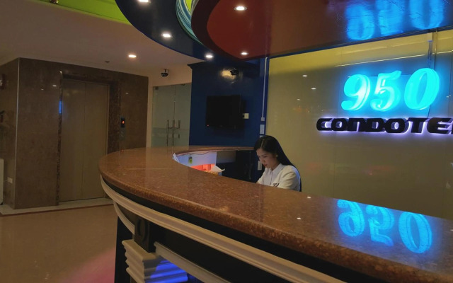 950 Condotel