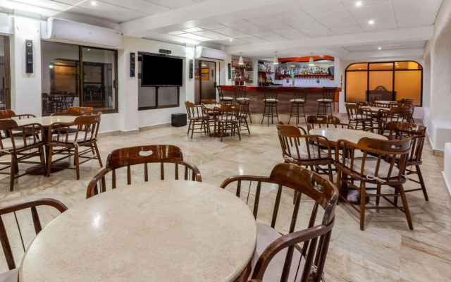 Cozumel Hotel & Resort, Trademark Collection by Wyndham