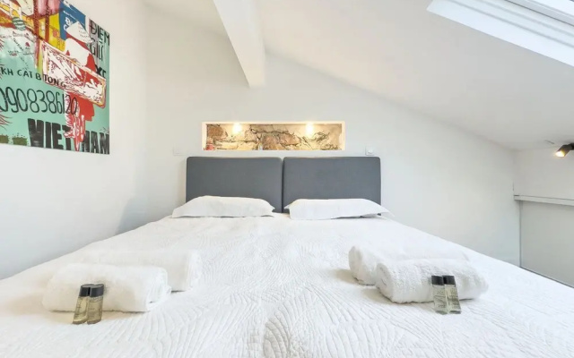 Le Duplex in Cannes With 4 Bedrooms and 3 Bathrooms