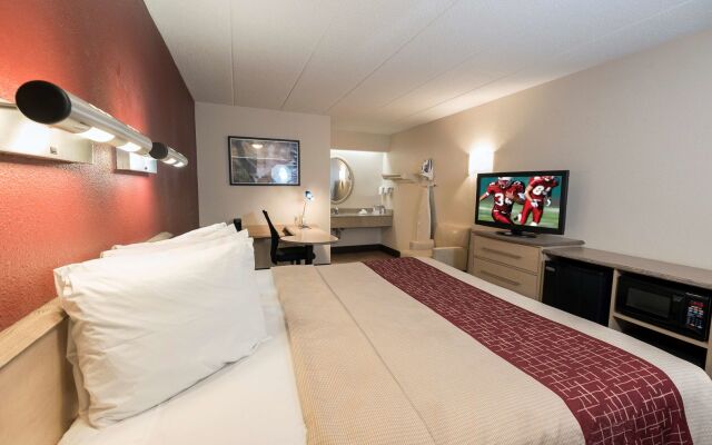 Red Roof Inn Rockford East – Casino District