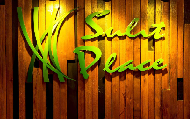 Sulit Place