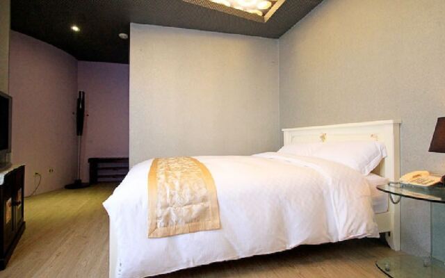 YT 31 Homestay