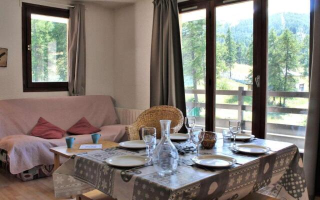 Appartement Risoul, 2 pièces, 6 personnes - FR-1-330-209
