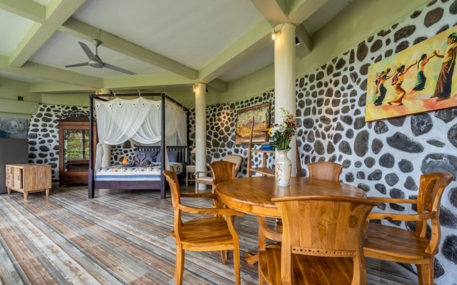 Tirta Asri Ubud Villa – Guest Rooms – Ubud