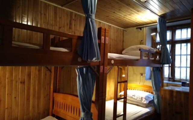The Old Place In't Youth Hostel – Guest Rooms – Guilin