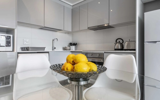 303 The Cosmopolitan Luxury at its best