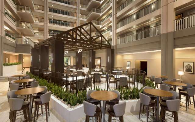 Embassy Suites by Hilton Chicago Lombard Oak Brook