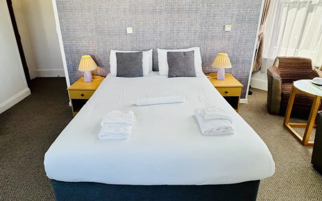 Carlton Courth Hotel Eastbourne