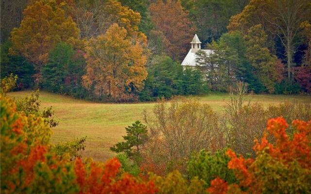 Rocky Top Lodge - Six Bedroom Cabin