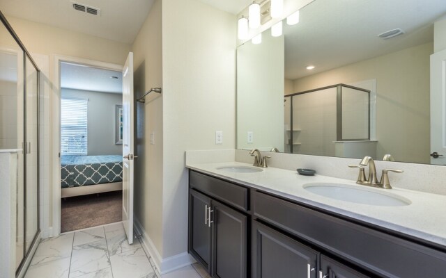 sanbagger drive Villa 1586 Champions Gate