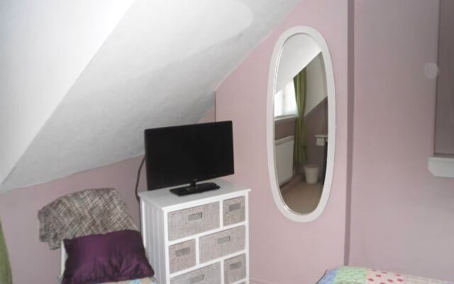 Claremont House Holiday Apartments