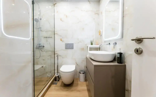 Bright and Stylish Apartment in Palaio Faliro
