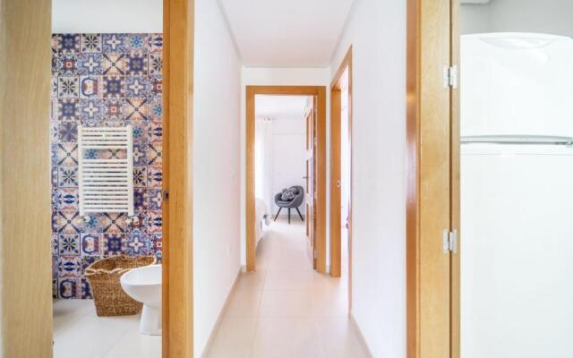 Spectacular and Stylish 2 Bed Aparment - AA1711LT