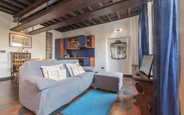 Colosseo Modern Apartment