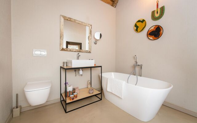 Sausage Tree Safari Camp