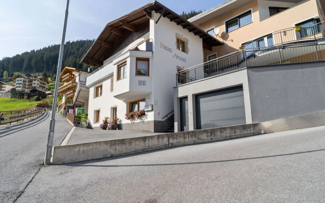 Apartment Near the ski Area in Kappl