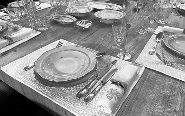 Venue C , Luxury 6 Bedroom Mansion