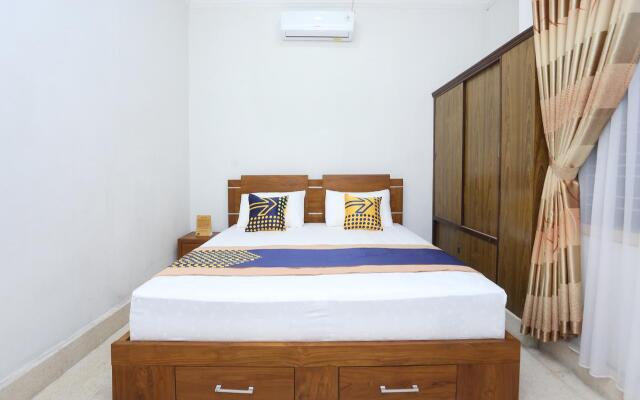 OYO 2268 Tim-tim Homestay SyariahNearUniversitas Gadjah Mada