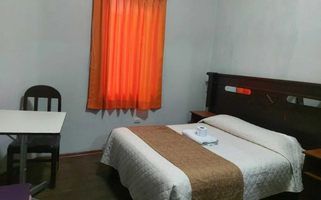 Hostal Espinoza - Hostel