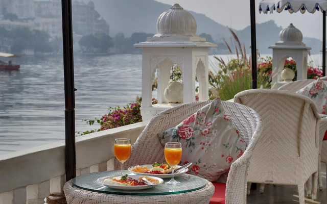 Lake Pichola Hotel