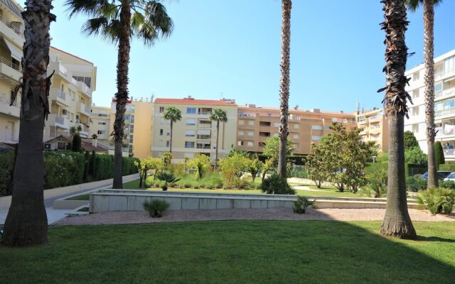 Vanea Duplex palm beach