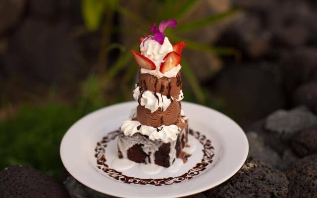 Royal Kona Resort