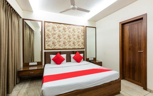 OYO Townhouse 620 Hotel Surya