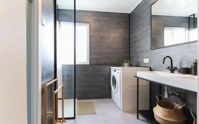 Rato Design With Terrace By Homing