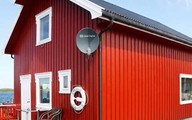 6 Person Holiday Home in Brekstad