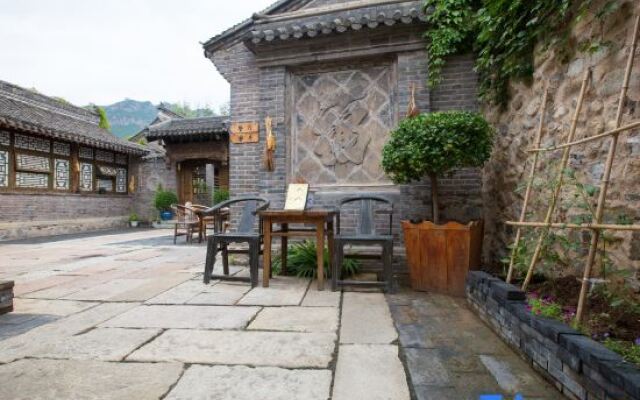 Yanmen Inn Gubei Water Town