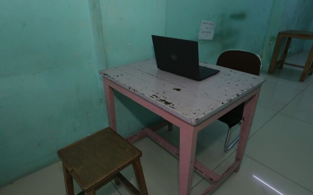 SPOT ON 93827 Rumah Kost Harapan Indah