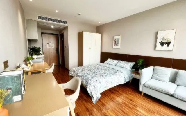 Joyous Hotel