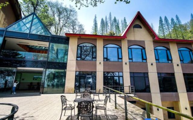 Dream Lohas of Mogan Mountain  Sunrise Hotel