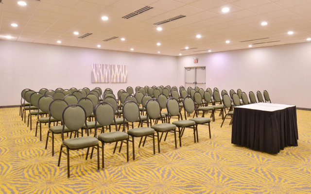 Holiday Inn Dallas-Richardson by IHG