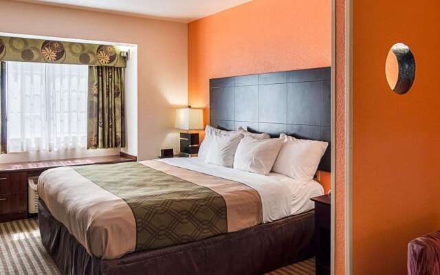 Econo Lodge Inn & Suites Natchitoches