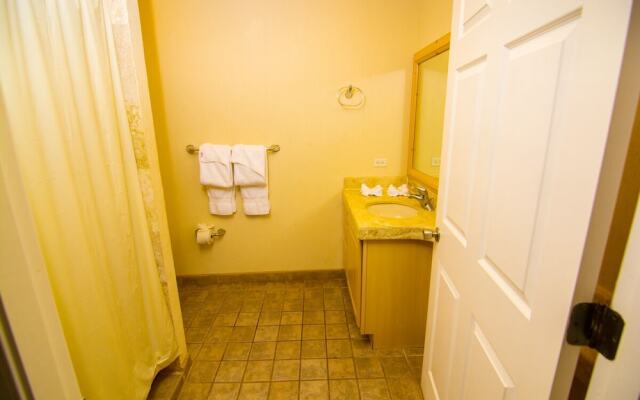 Delphin 303B - 1 Br Condo