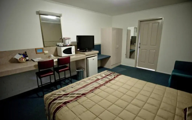 Quality Inn Centre Point