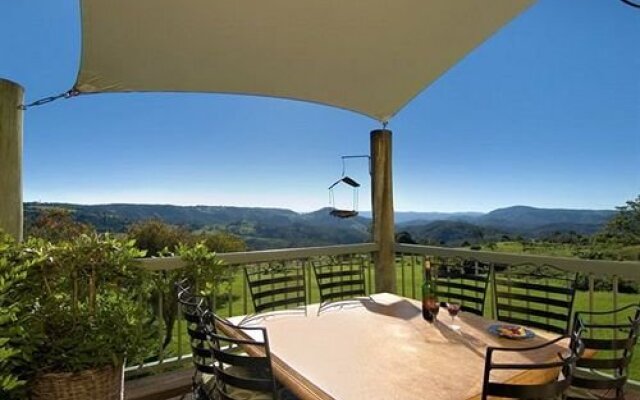 Maleny Hideaway 