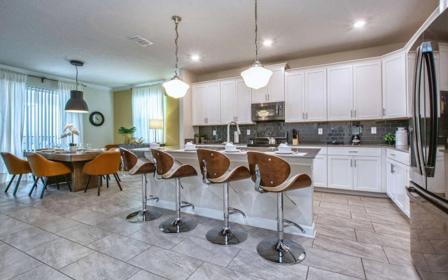 Fancy Family Home 10min-disney Private Pool Stl108